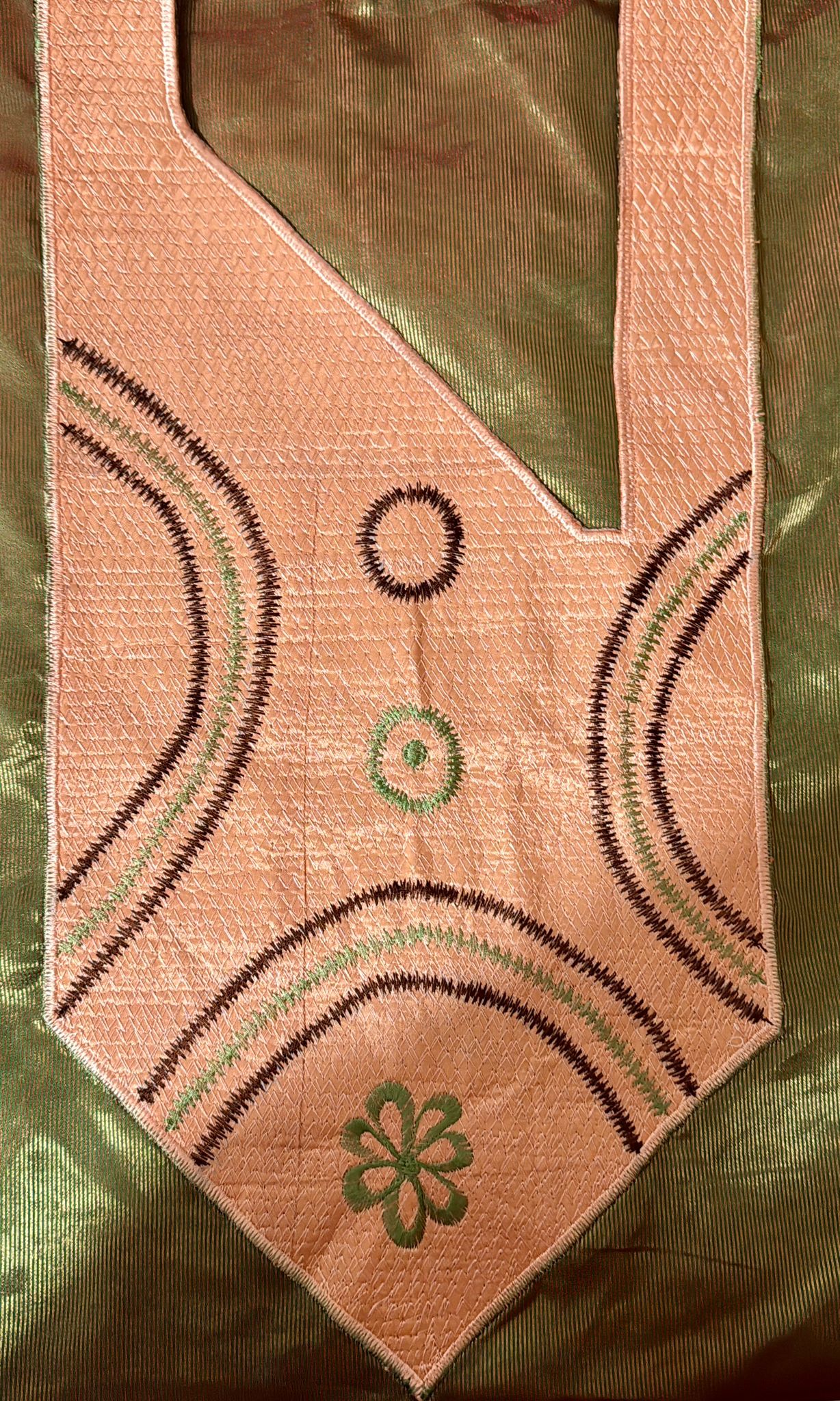 Amoke Boubou With Embroidered Neck - Image 13